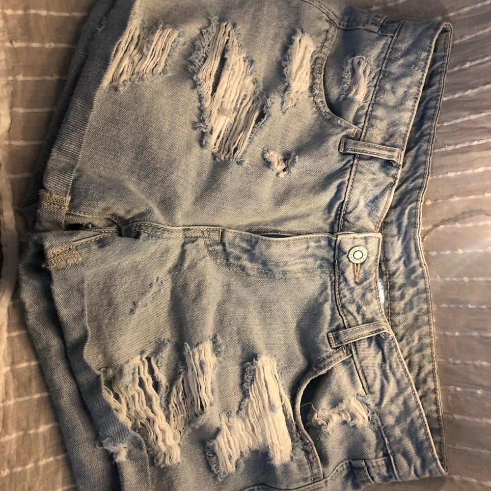 Ripped Shorts